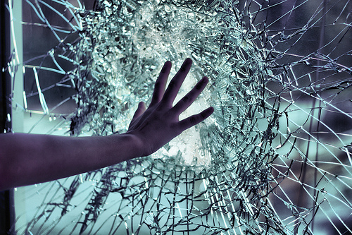 48479-Broken-Glass