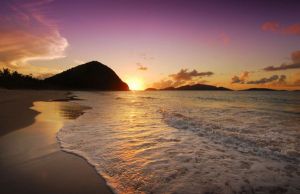 long-bay-beach-sunset_32953_600x450
